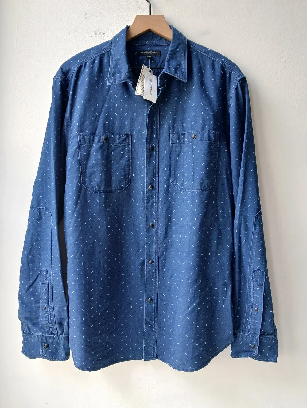 Banana Republic Snap Front Shirt Indigo Men's Large NWT